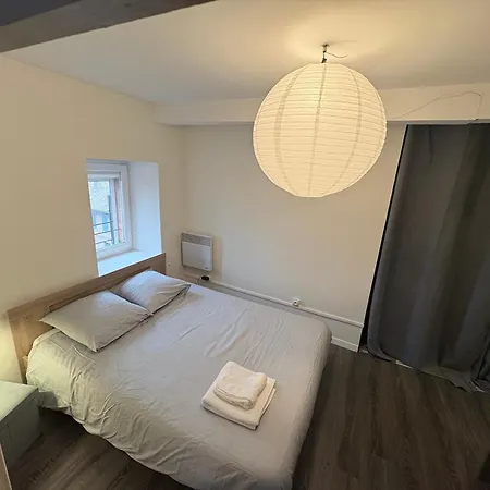 Confortable En Plein Centre Proche Gare & Commerces Апартаменты *