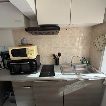 Apartment Confortable En Plein Centre Proche Gare & Commerces *