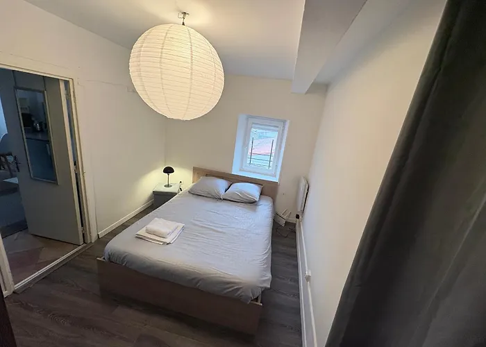 Апартаменты Confortable En Plein Centre Proche Gare & Commerces